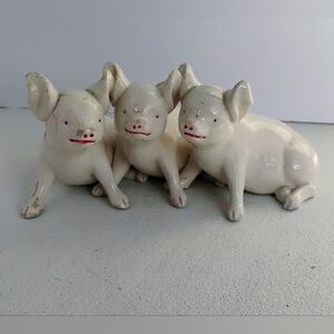 Vintage 3 Piggies Porcelain Figurine Handcrafted In Italy Signed 6 3/4" long L-3